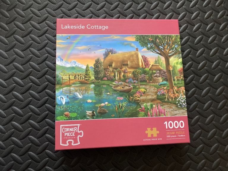 Lakeside Cottage Jigsaw Puzzle 1000 pieces New Sealed