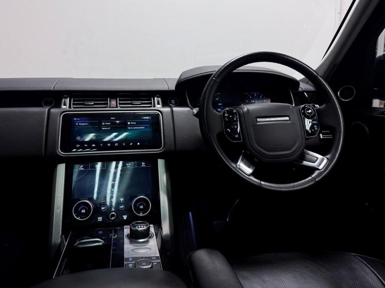 2020 Land Rover Range Rover 2.0 P400e 13.1kWh Vogue SUV 5dr Petrol Plug-in Hybrid Auto 4WD Euro 6...