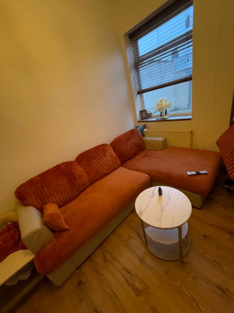 Large leather corner sofa 