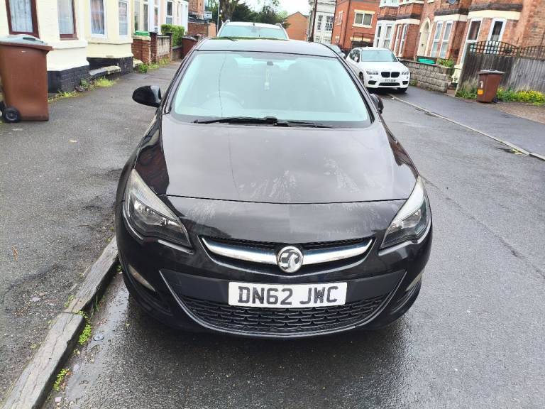 Vauxhall, ASTRA, Hatchback, 2012, Manual, 1686 (cc), 5 doors