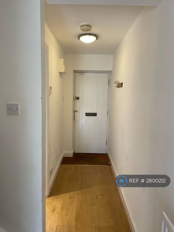2 bedroom house in Woodside Green, London, SE25 (2 bed) (#2800212)