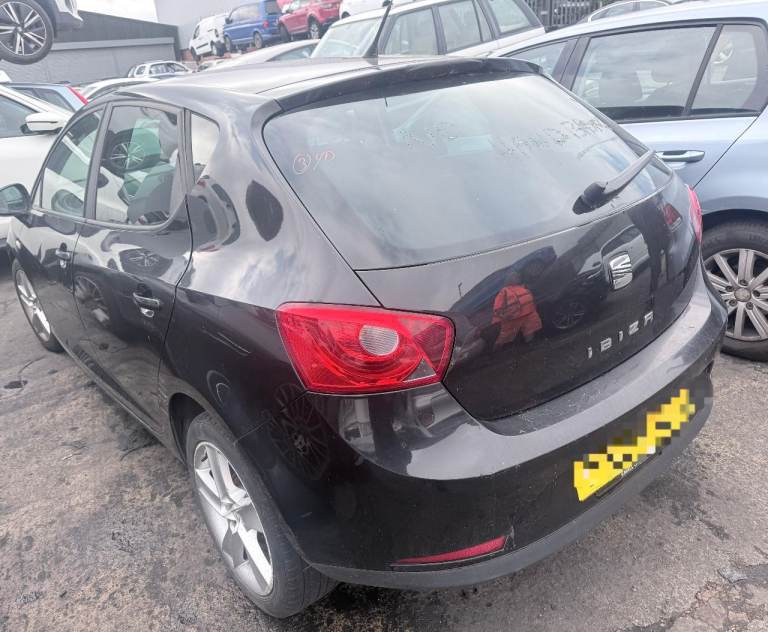Breaking spare parts seat ibiza black 