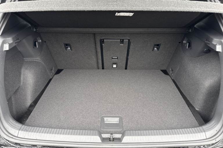 2024 Volkswagen Golf 1.5 TSI 150 R-Line 5dr |ACC | Spare Wheel | Navigation Hatchback Manual