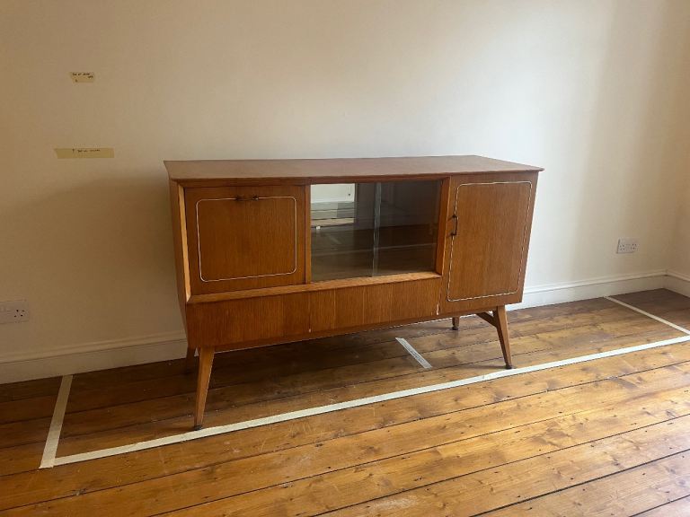 Vintage Sidetable Console. Drinks Table - Record Player