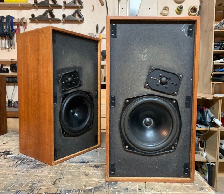 Vintage Monitor Audio MA5 Speakers