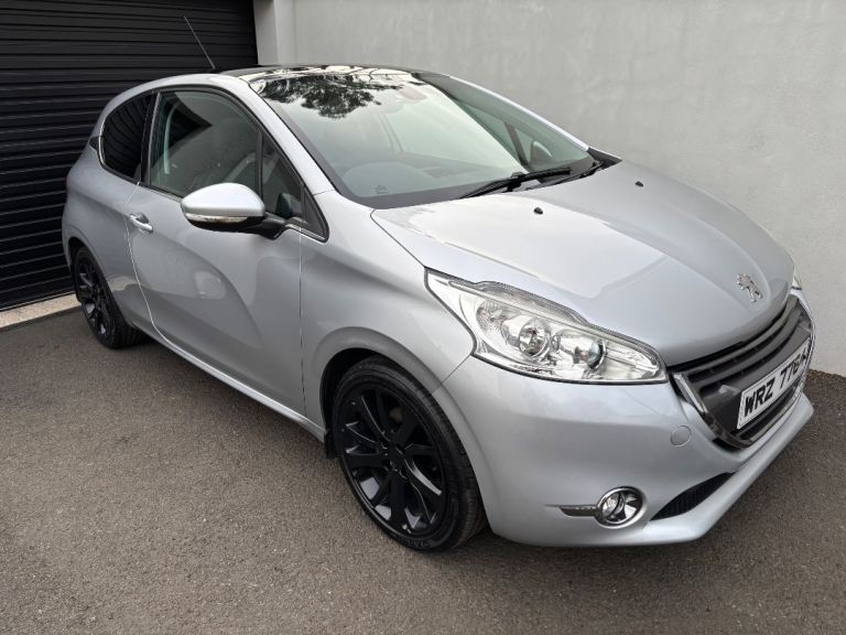 2012 Peugeot 208 1.6 HDi Feline 