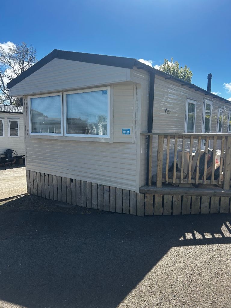Available 4-10 July 2926 static home in Ballycastle 