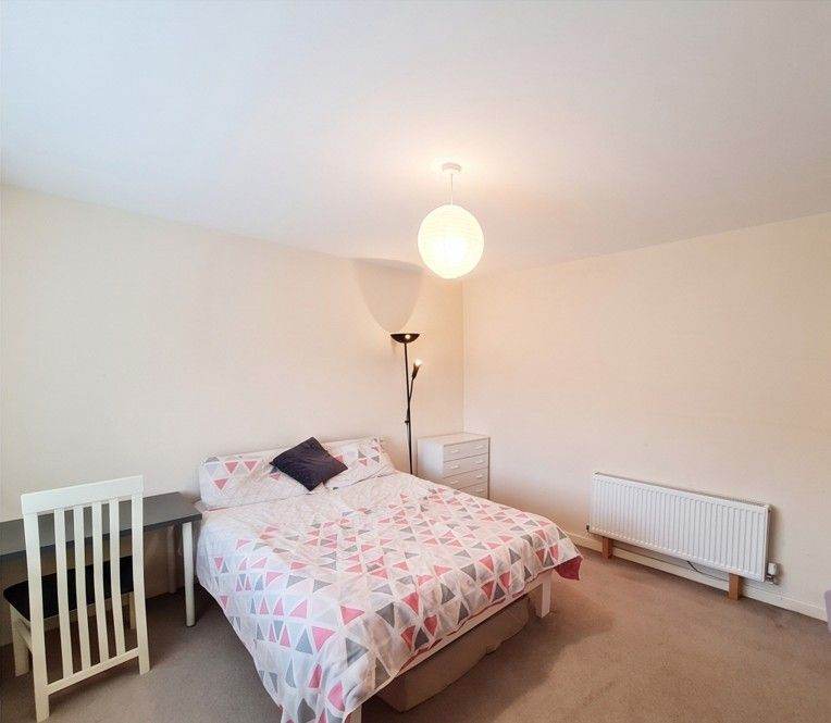 Spacious Ensuite Double Room – Bills Included – Mickleover (DE3)