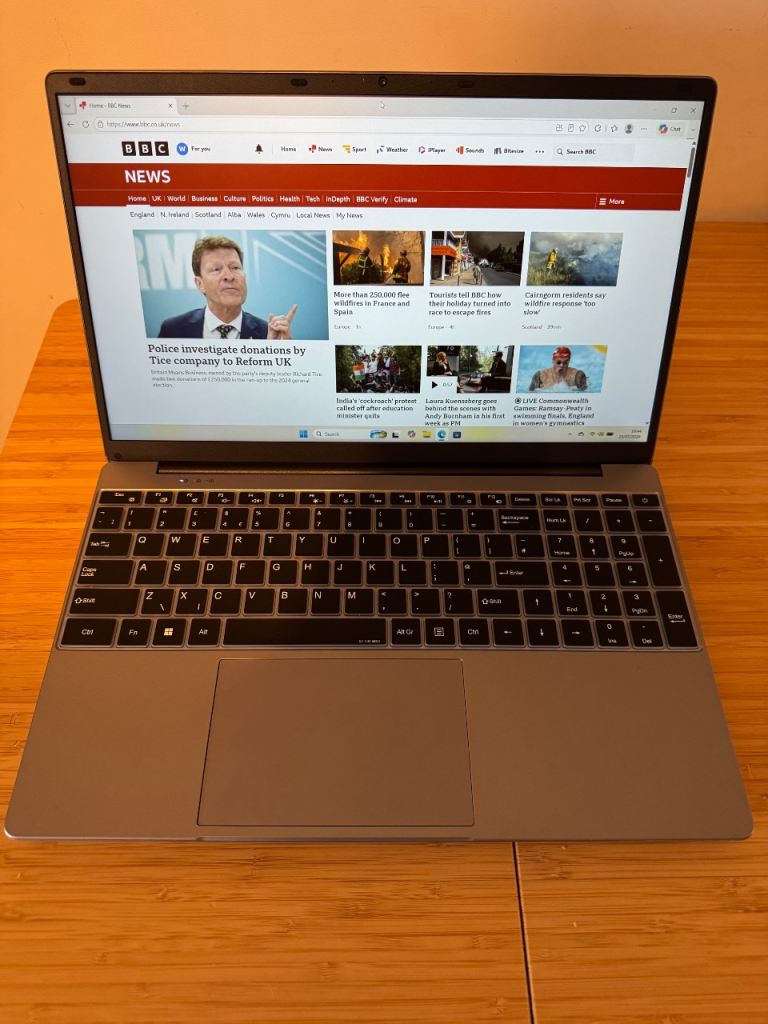 Jumper 15.6 inch Laptop