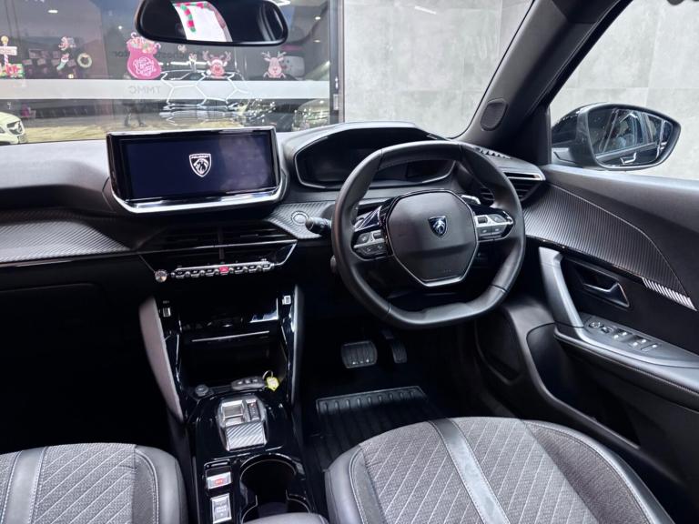  Peugeot 2008 1.2 PureTech Allure EAT Euro 6 (s/s) 5dr Petrol Automatic