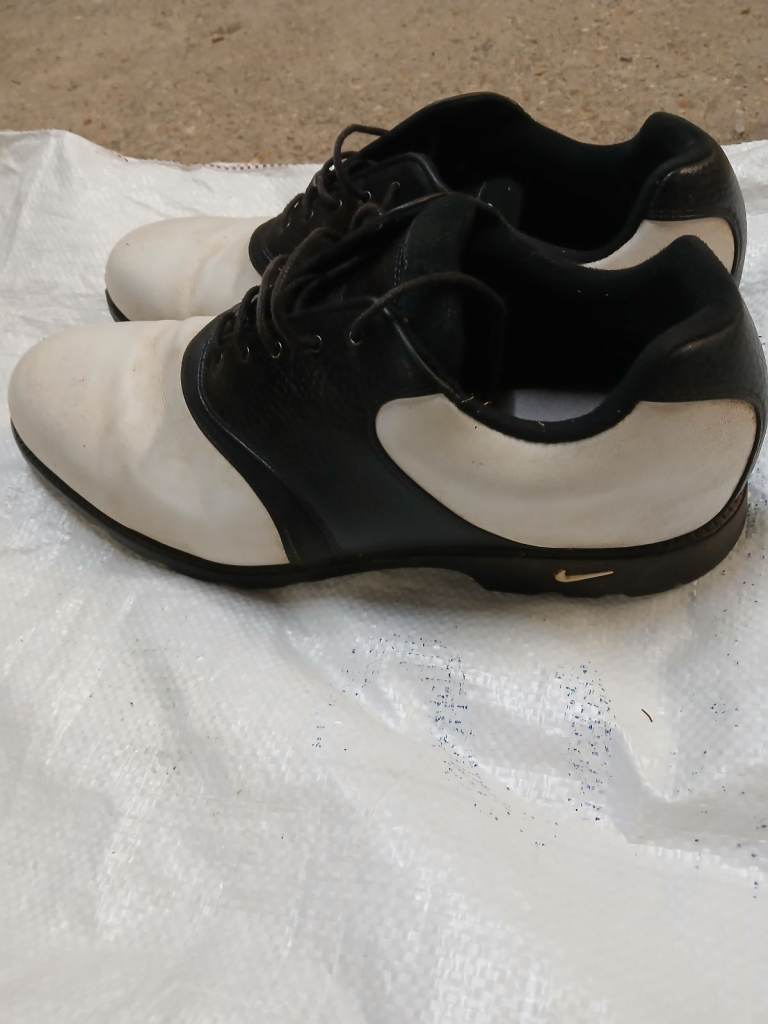 Men's Nike Golf Shoes Size 11