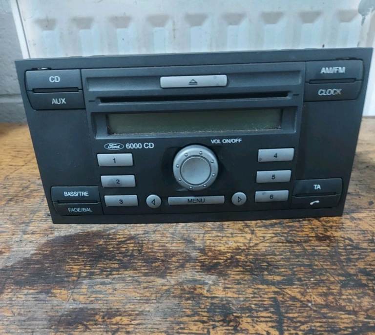 Ford Transit 8C1T18C815AD Radio Stereo Head Unit CD Player AUX  2011 FDV200 Van