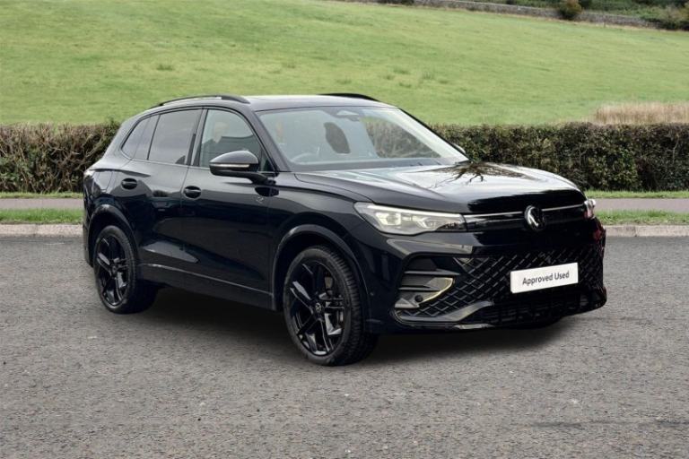 VOLKSWAGEN TIGUAN 2.0 TDI R-Line 5dr DSG