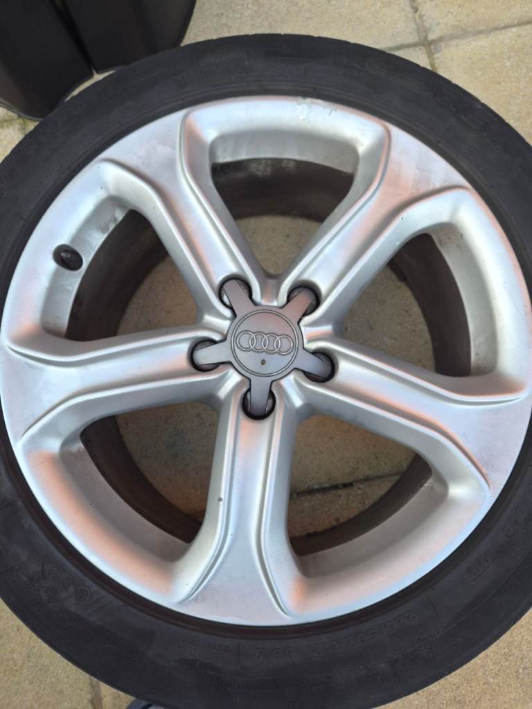 Audi 17 in wheels