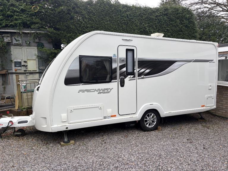 Swift Archway Sport 4 Berth Caravan 