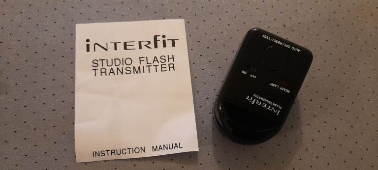 Interfit 150 flash kit