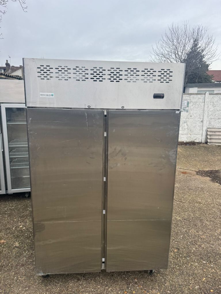 Commercial double door fridge cafe shop restaurant takeaway 