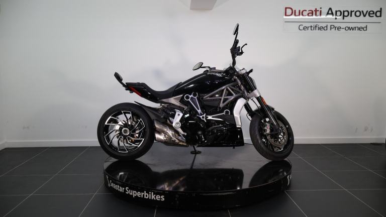 DUCATI X DIAVEL S - 2021 - 2800 MILES