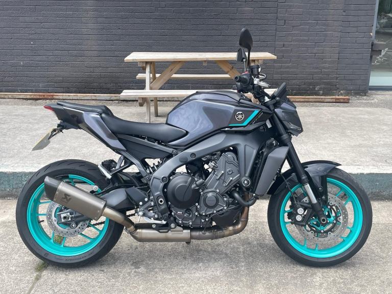 Yamaha MT09 MT-09 MT09A 2024 in Midnight Cyan 