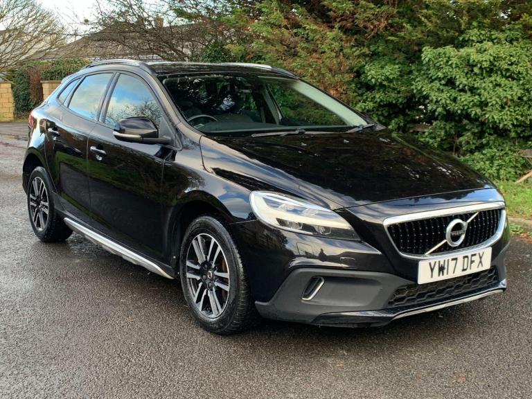 2017 Volvo V40 Cross Country 2.0 D2 Euro 6 (s/s) 5dr HATCHBACK Diesel Manual