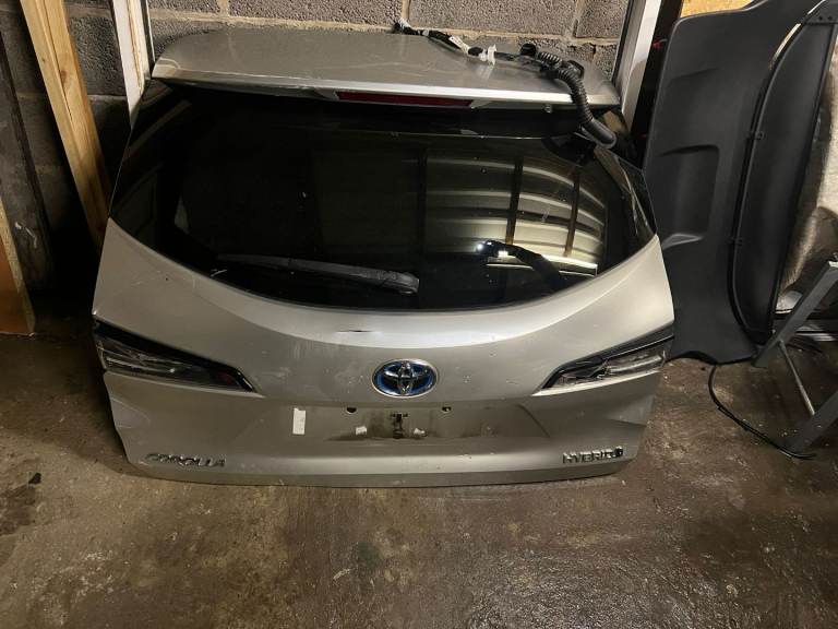 Toyota corolla tailgate