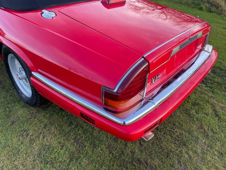 JAGUAR XJS CONVERTIBLE 5.3 V12 RARE IMPORTED RHD AUTO * ONLY 31000 MILES