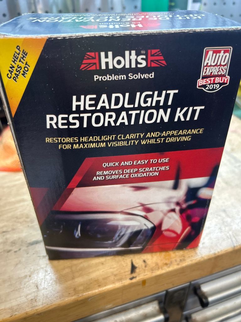 Headlight restoration kit. Unused