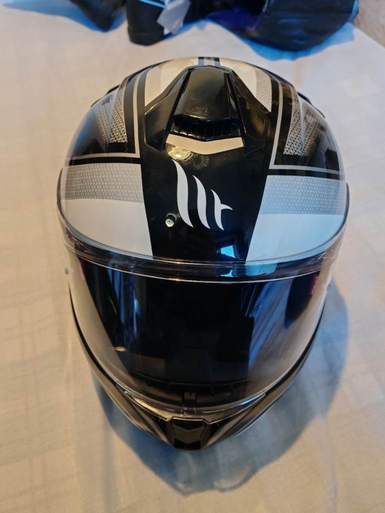 Mt Motorcycle helmet 