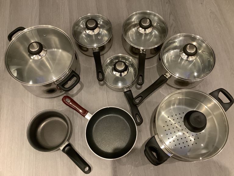 image for Assorted aluminium non-stick pans with glass lids