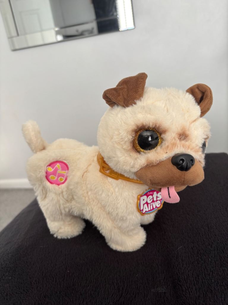 Pets Alive Poppy the Booty Shakin' Pug – Beige, Good Condition