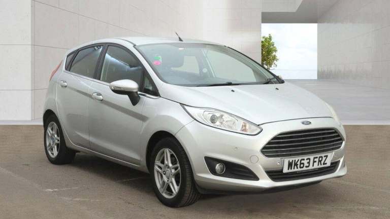 2013 Ford Fiesta 1.6 Zetec 5dr Powershift HATCHBACK PETROL Automatic