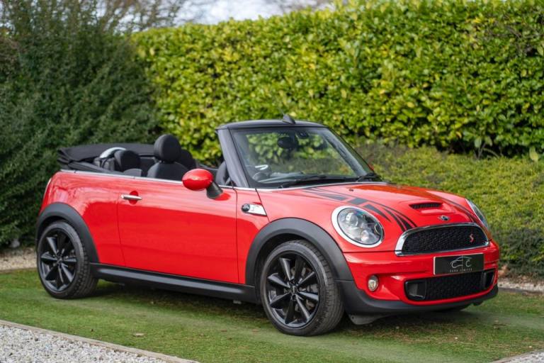 2014 MINI Convertible 1.6 Cooper S Convertible 2dr Petrol Auto Euro 5 (184 ps) Convertible Petrol...