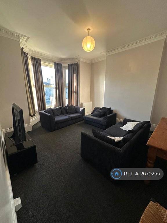 9 bedroom house in Wilmslow Road, Manchester, M20 (9 bed) (#2670255)