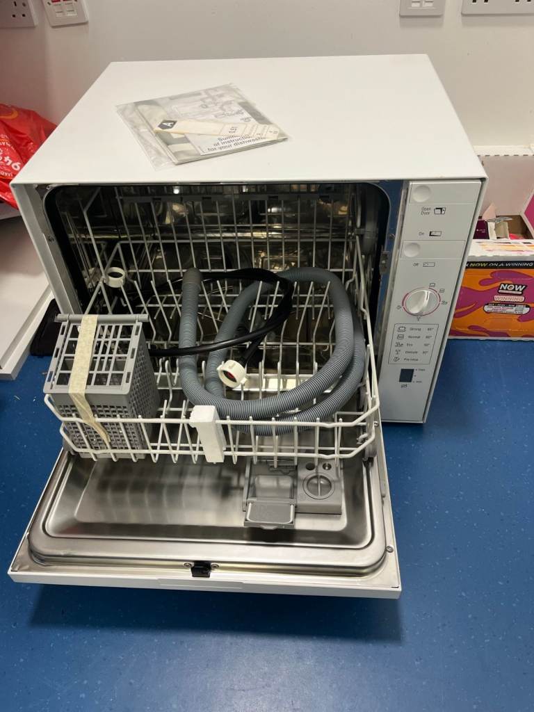 Bosch Compact White Dishwasher - Good Condition