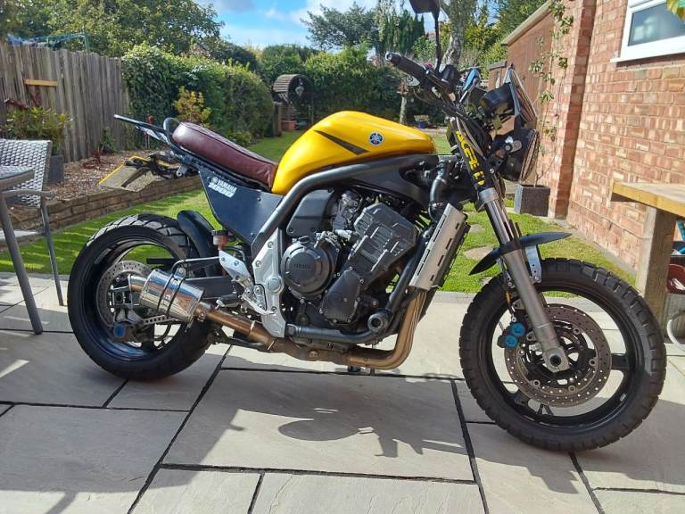 Yamaha, FZS 1000 scrambler,  needs attention 