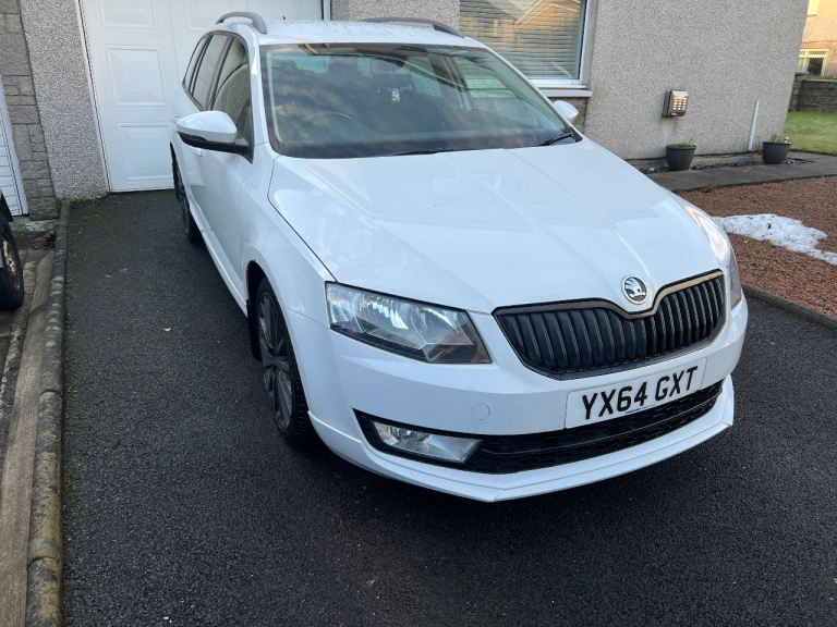 2014 Skoda Octavia Estate Black Edition DSG