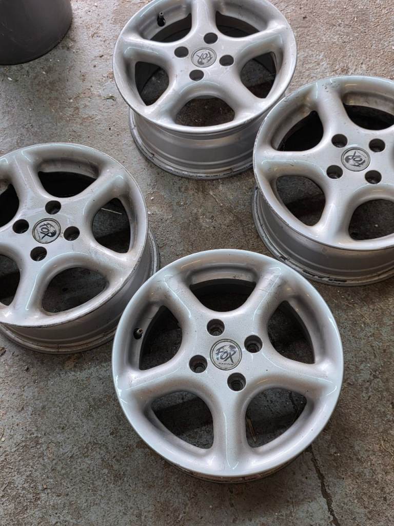 Fox racing alloys 6J × 14 H2 — ET35