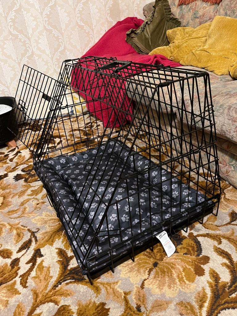 Medium Car Boot Dog Crate approx 30” x 21.5”