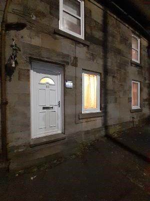 Lovely quiet fully furnished 1 bed flat Central Carluke £695pcm