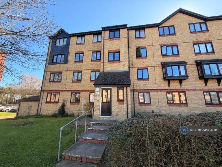 1 bedroom flat in Vange, Basildon, SS16 (1 bed) (#2496408)