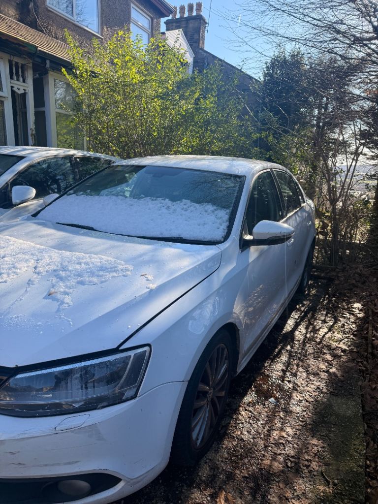 Vw Jetta breaking 2012