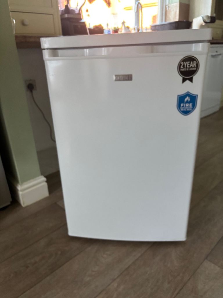image for Under counter Fridge excellent condition