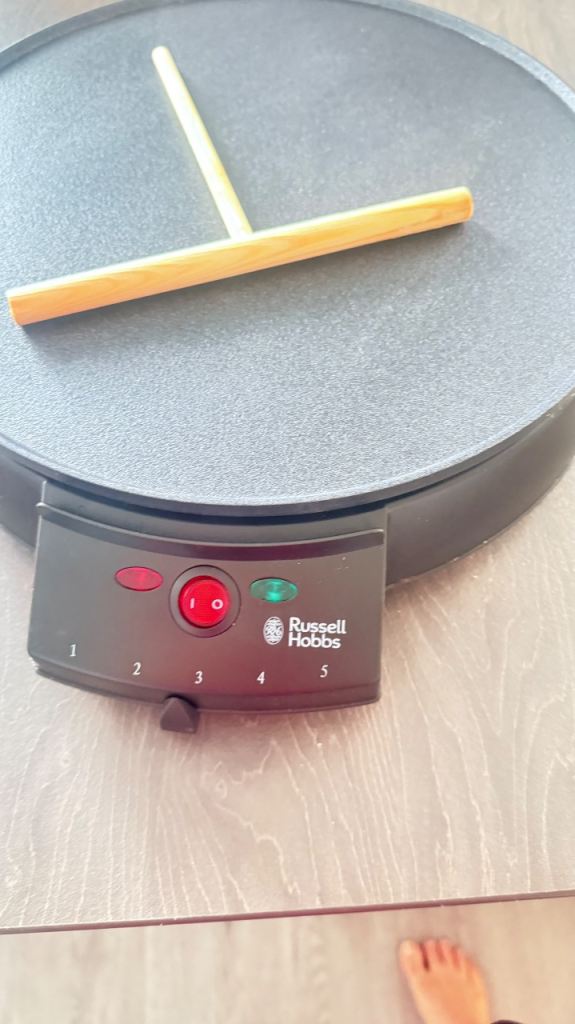 Pancake maker machine 