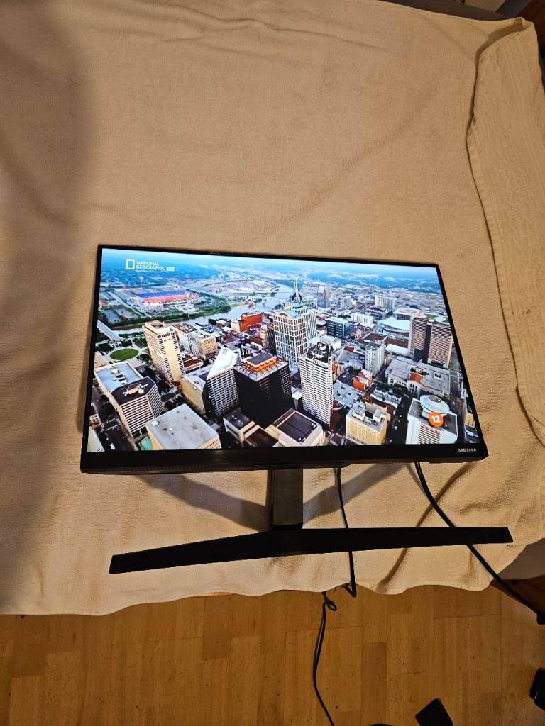 Samsung 22' full HD Ips Monitor 