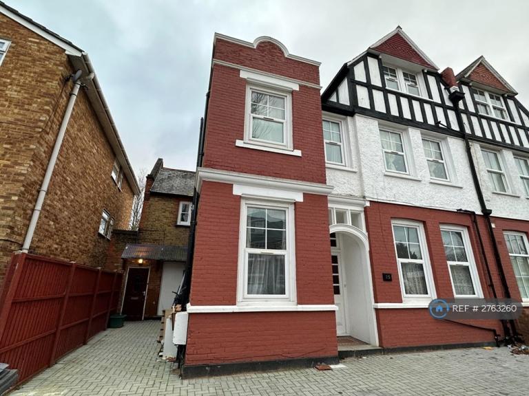 5 bedroom flat in Beaufort Road, Kingston Upon Thames, KT1 (5 bed) (#2763260)