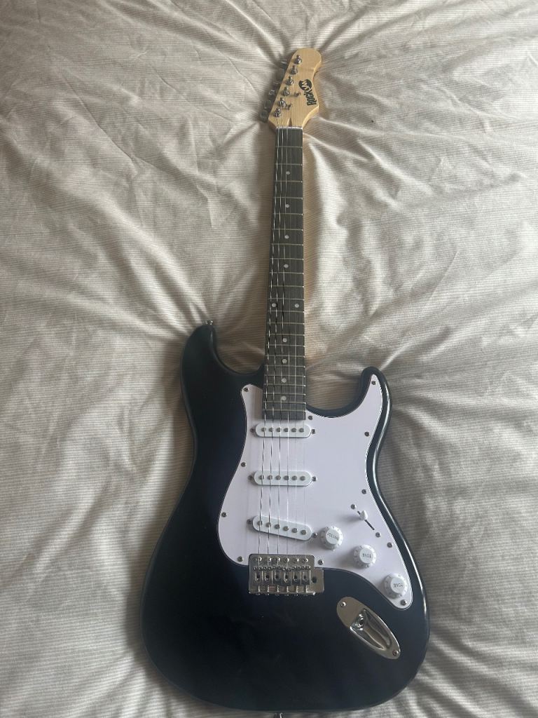 image for Rockjam Black and White Strat