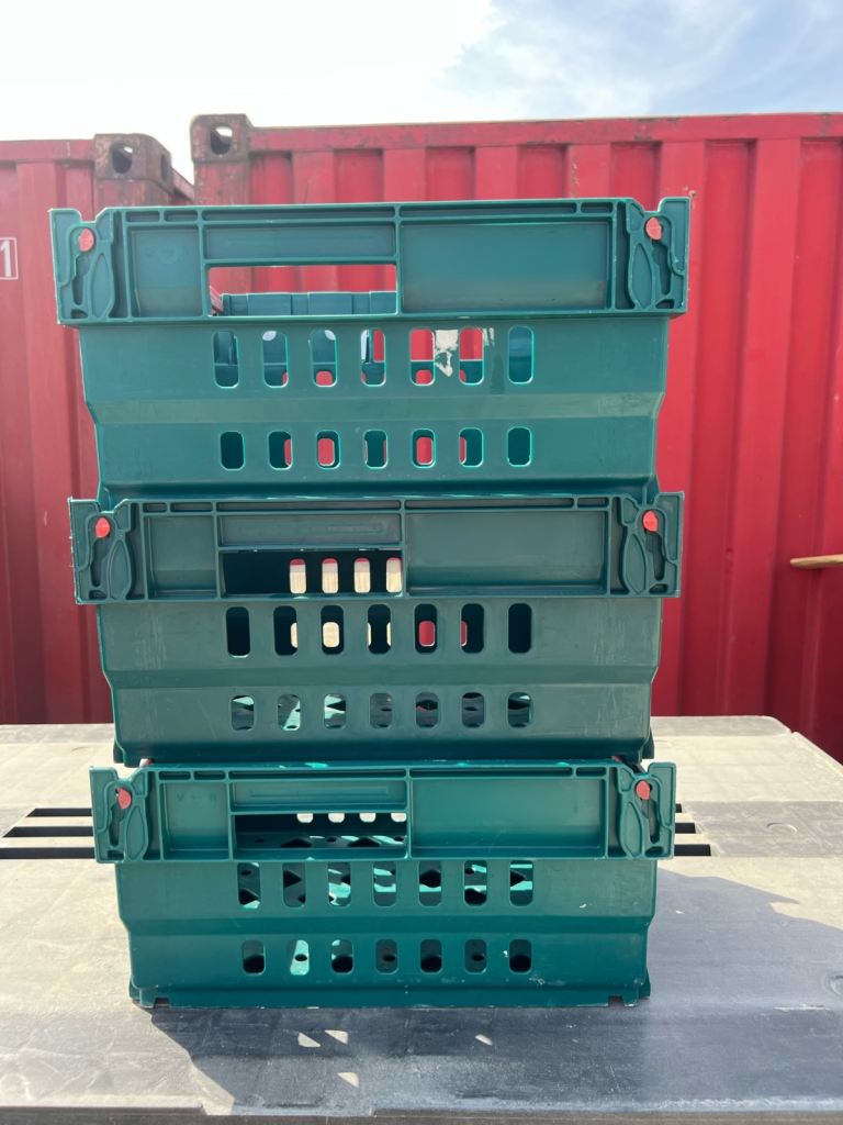 Plastic bail arm tray/crate storage boxes (Half size) 20L. Approx size 30cm - 40cm - 18cm £2.50 Each