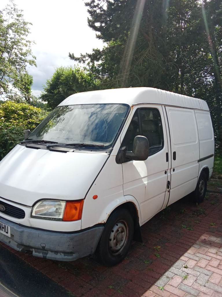 2000 smiley front transit 