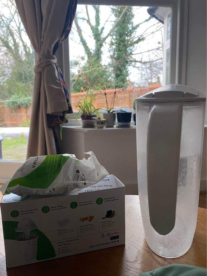 £5 water jug and a filter 