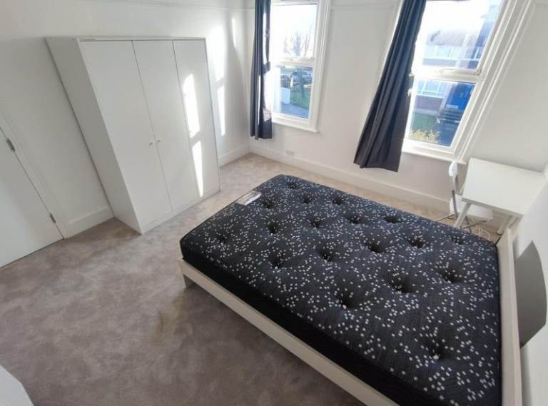 Huge Double Room In Arnos Grove✔️✔️